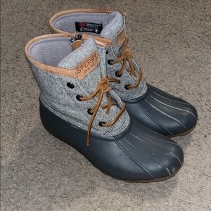 Sperry Women's Two-Tone Winter Boots